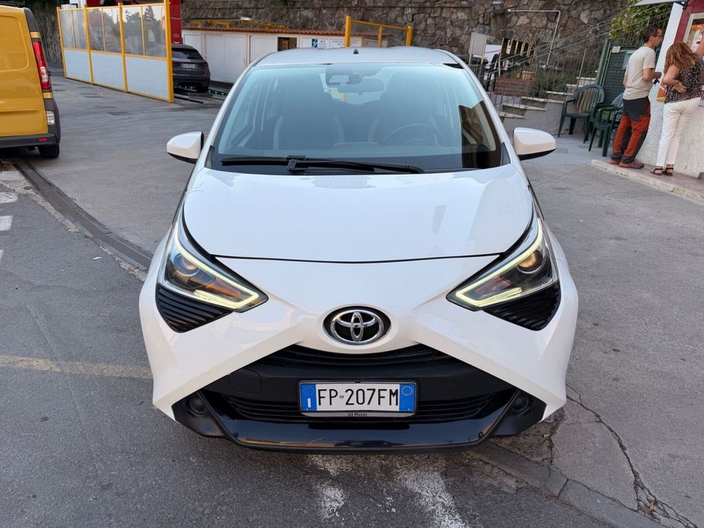 Image of Toyota Aygo (X)