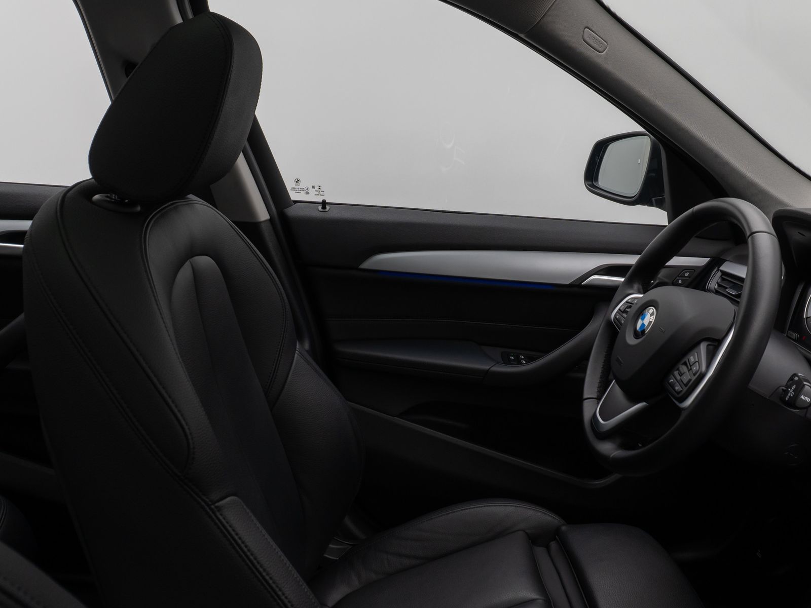 Fahrzeugabbildung BMW X1 xD20d ACC Kamera HUD DAB Memory Leder Panoram