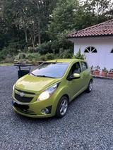 Chevrolet Spark LS - Chevrolet Captiva