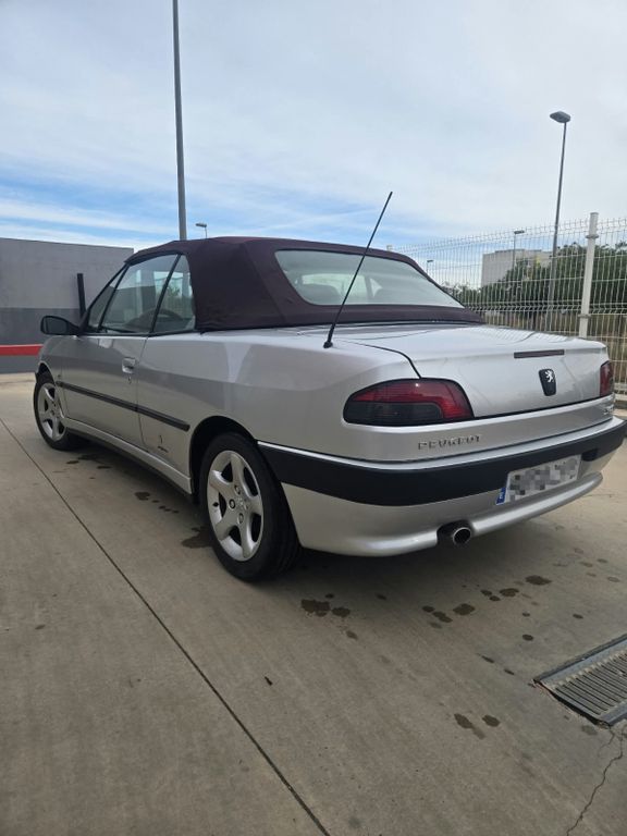 Peugeot 306
