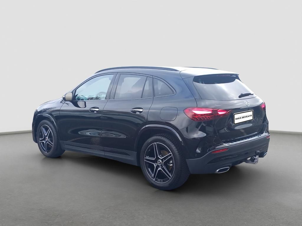 Fahrzeugabbildung Mercedes-Benz GLA 200 AMG Line*Night Paket*el. Heckklappe*LED