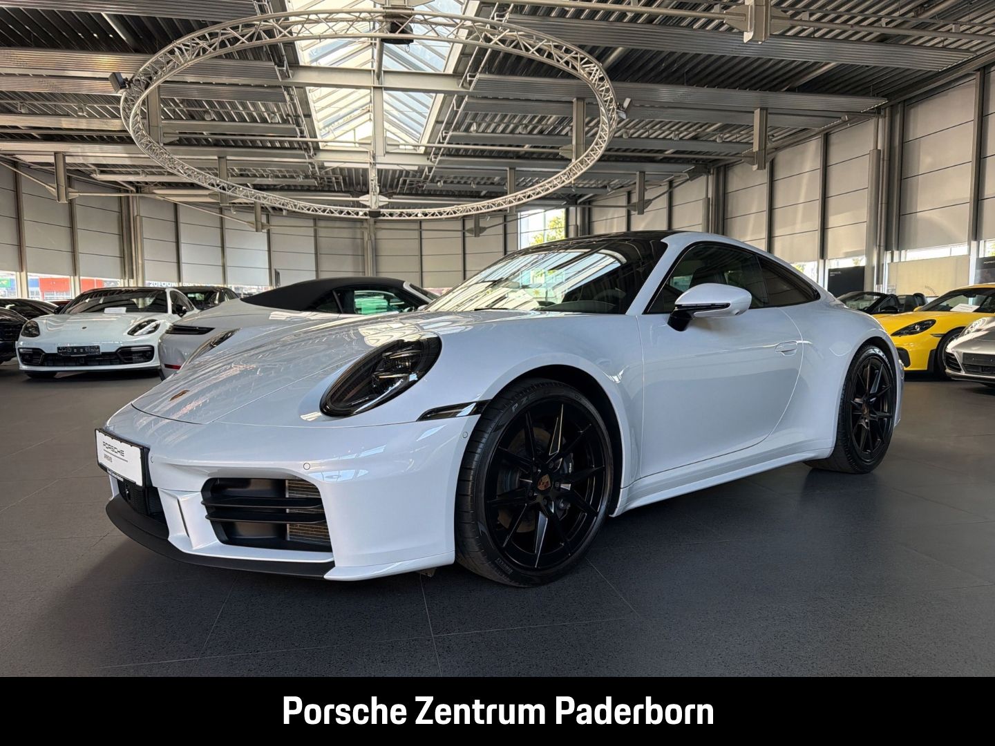 PORSCHE 992 911 Carrera Sportabgas Surround-View BOSE