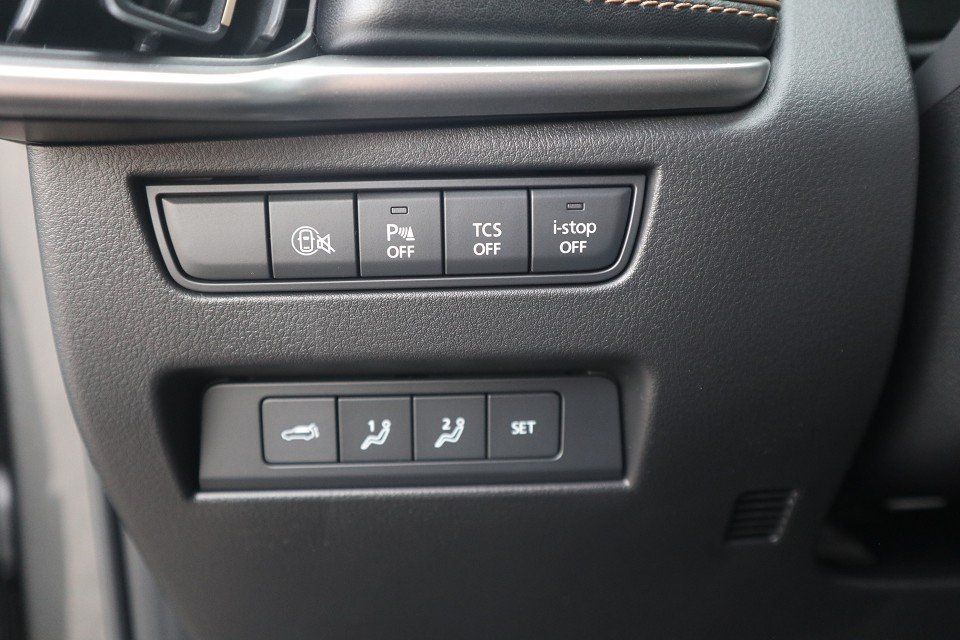 Fahrzeugabbildung Mazda CX-80 Homura Plus D-254 AWD AT 7-Sitzer LEDER PA