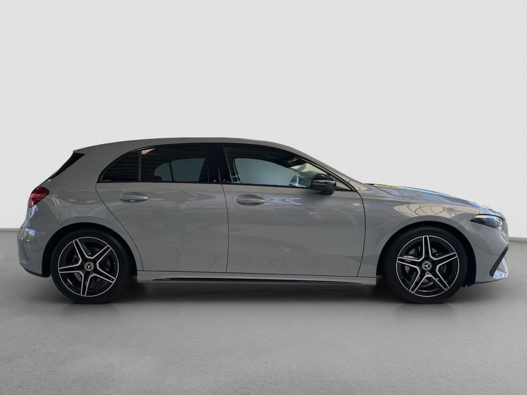 Fahrzeugabbildung Mercedes-Benz A 200 AHK*LED*PDC*ParkAss*Sportp.*SpurH*SpurW*LM