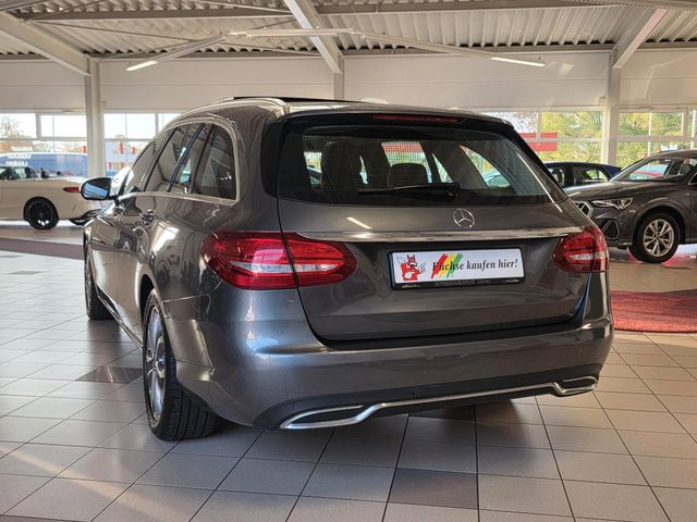 MERCEDES-BENZ C 220 — Foto 6