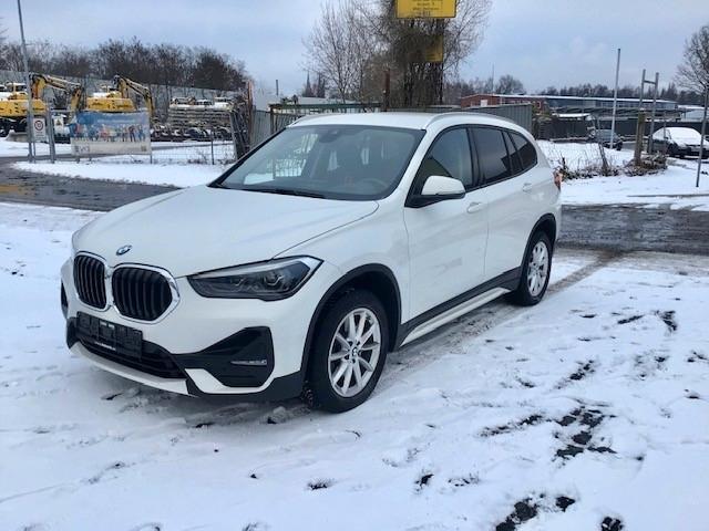 BMW X1 sDrive20d Sport Line  Steptronic HeadUp LED