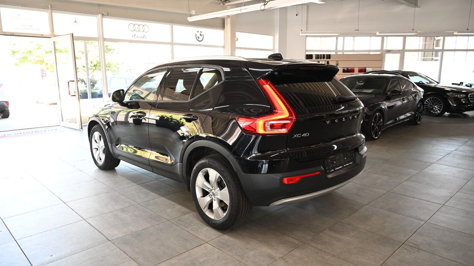 Volvo XC40 Momentum Pro AWD 1.HAND LEDER KAMERA foto 5