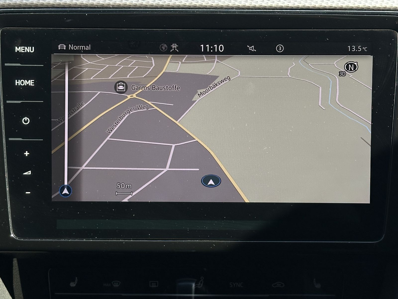 Fahrzeugabbildung Volkswagen Passat Alltrack 4Mo NAV+LED+AHK+CARPLAY+KAM+PLA
