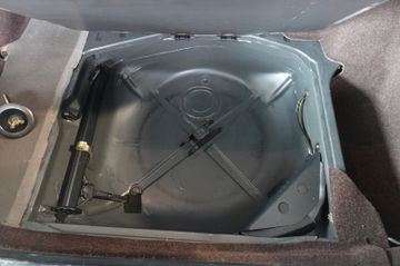 Fahrzeugabbildung Mercedes-Benz 280 SE