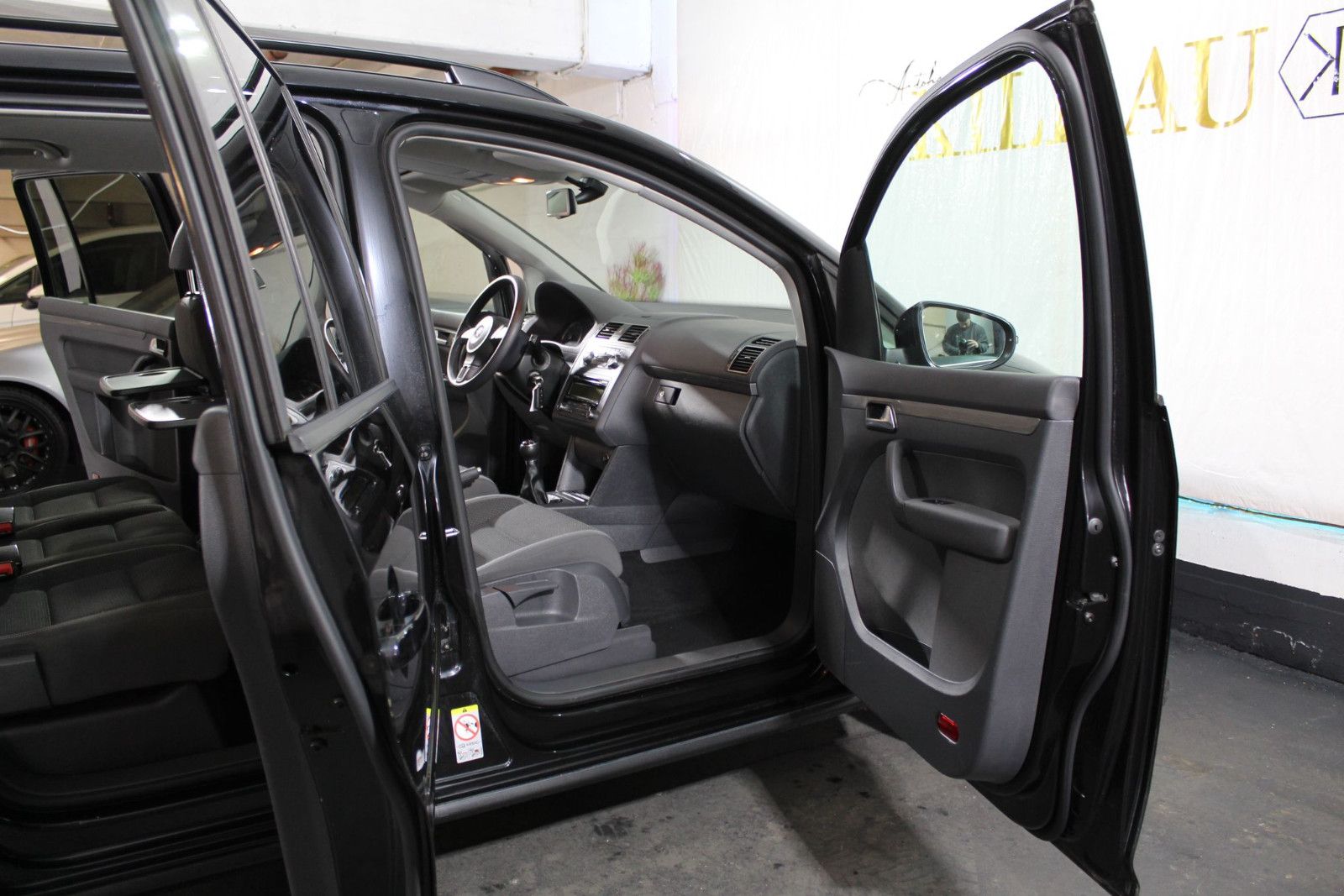 VW Touran Comfortline Klimaautomatik Sitzheiz. AHK