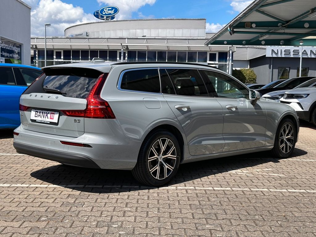 Volvo V60 Kombi B3 Core *ACC*beh.Lenk*Sitzh.v/h*