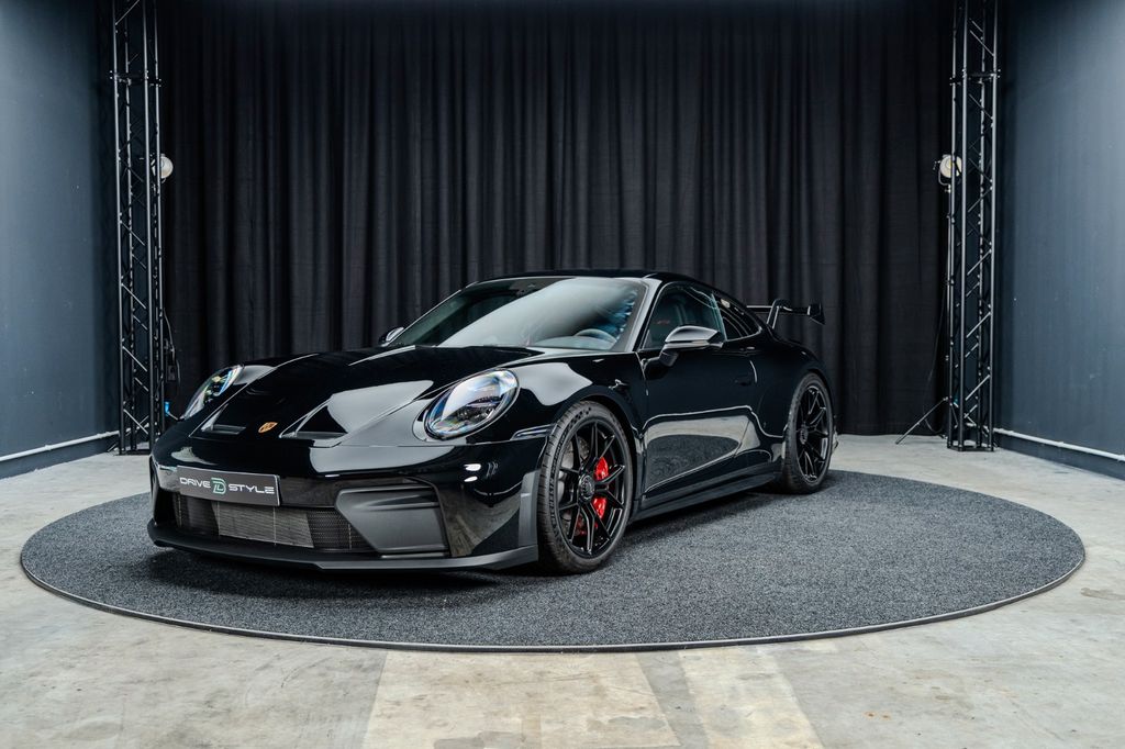 Image of Porsche 992