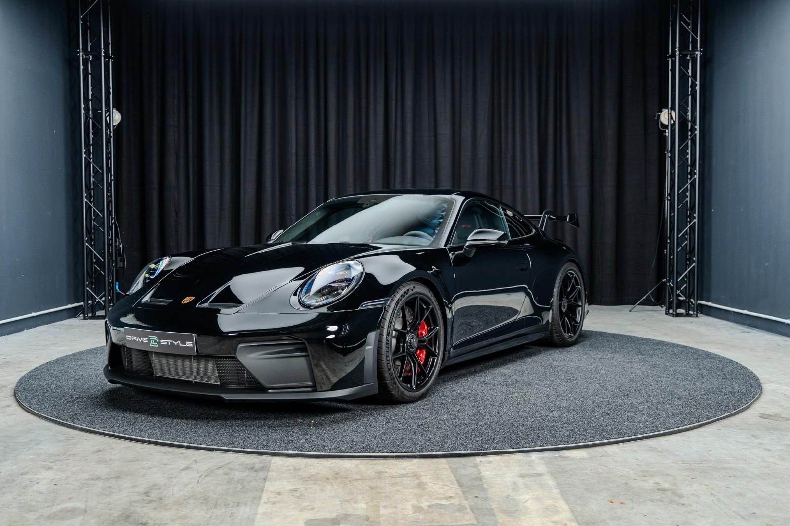 Porsche GT3 + 1. Hand + 1.835 km + Lift + Carbon + BOSE