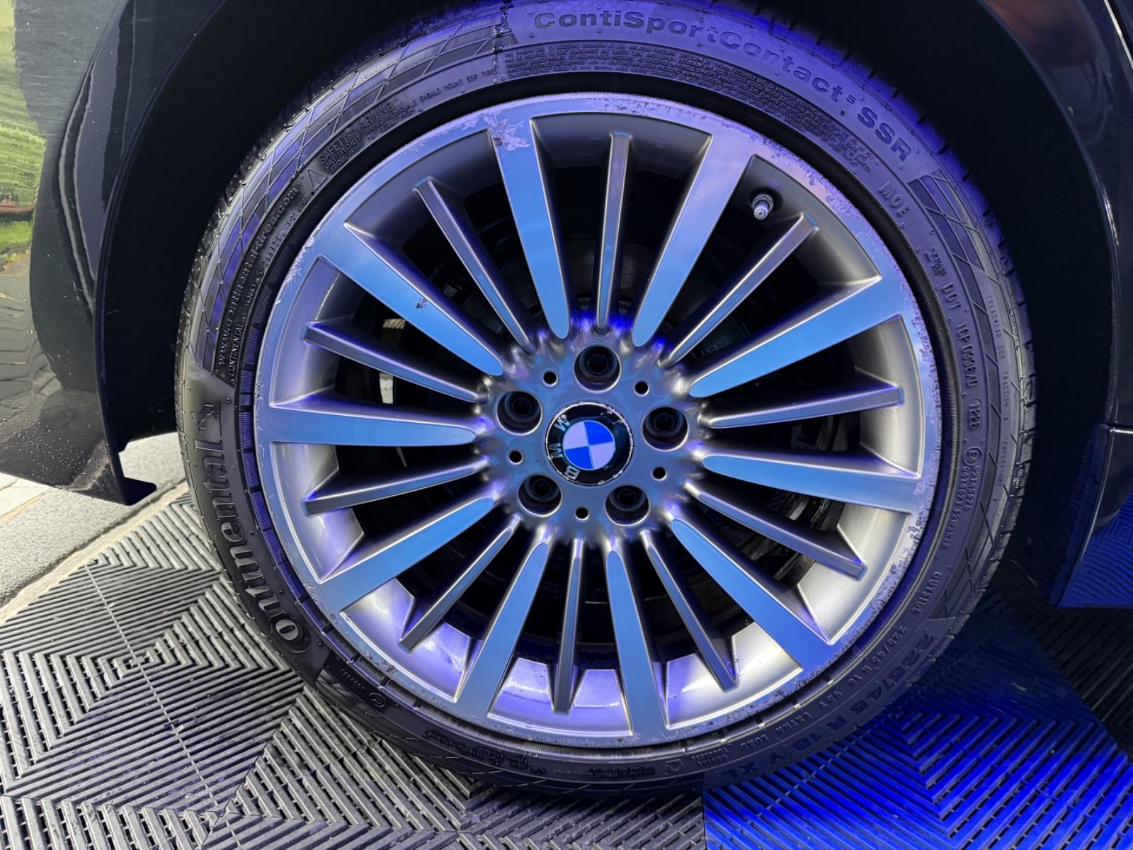 BMW 330i  Touring Luxury Line P. Auto. Lux...