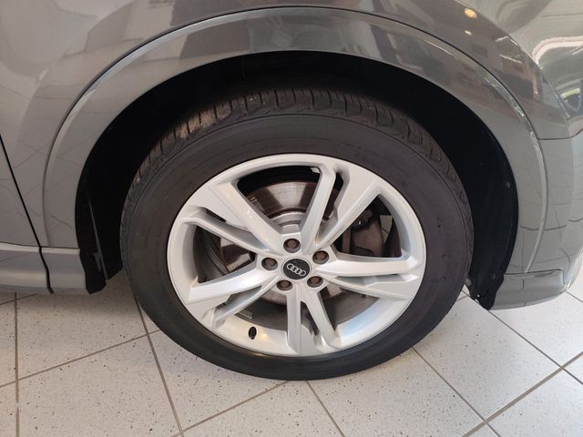 Q3 40 TFSI quattro S line *Virtual*LED*AHK*ACC