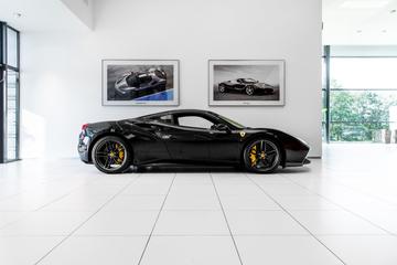 صورة 3 لـ 2017 Ferrari 488 GTB