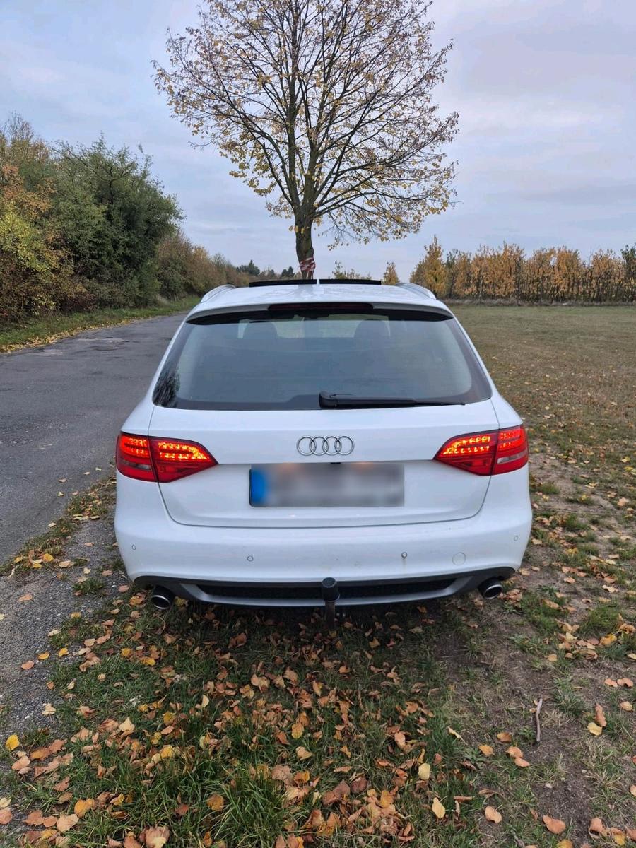 Audi Quattro 2011 — двигун 239 HP (176kW)