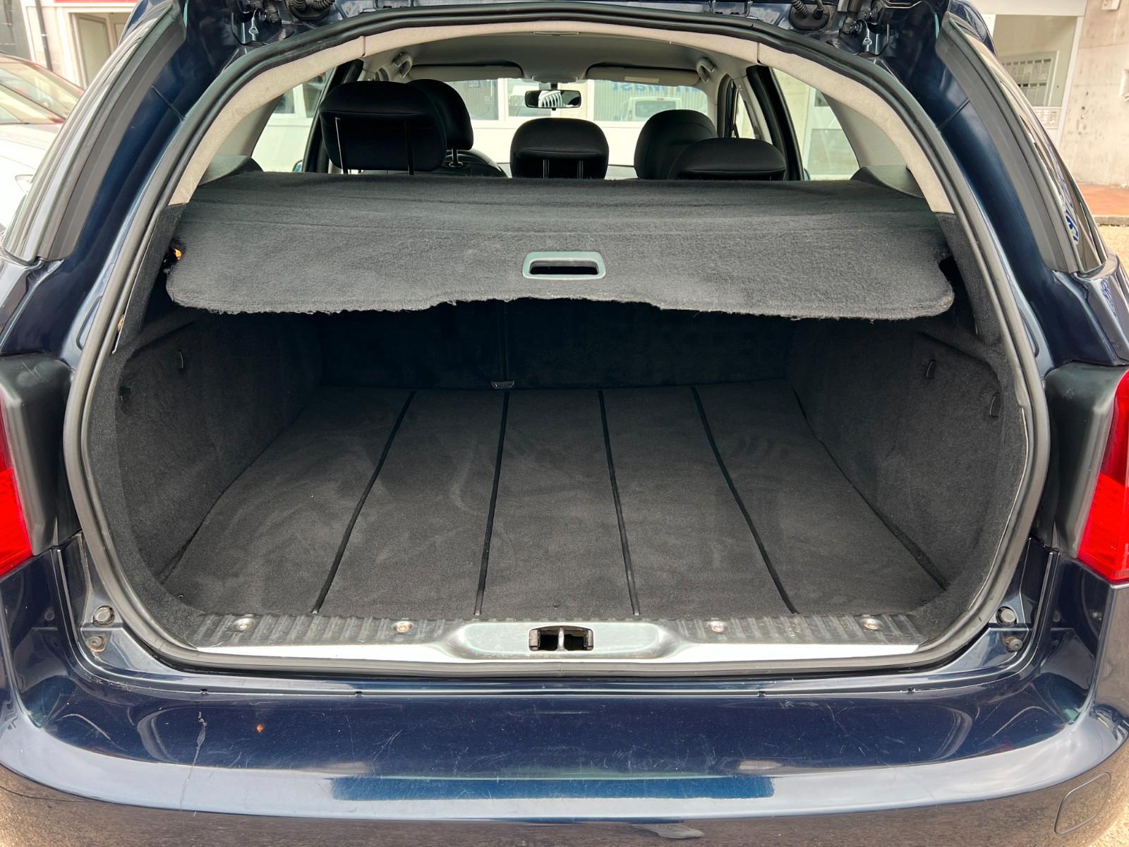 Peugeot 407 2009 — photo 13