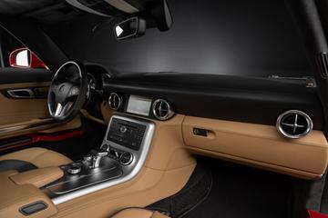 صورة مصغرة 11 لـ 2010 Mercedes-BENZ SLS AMG