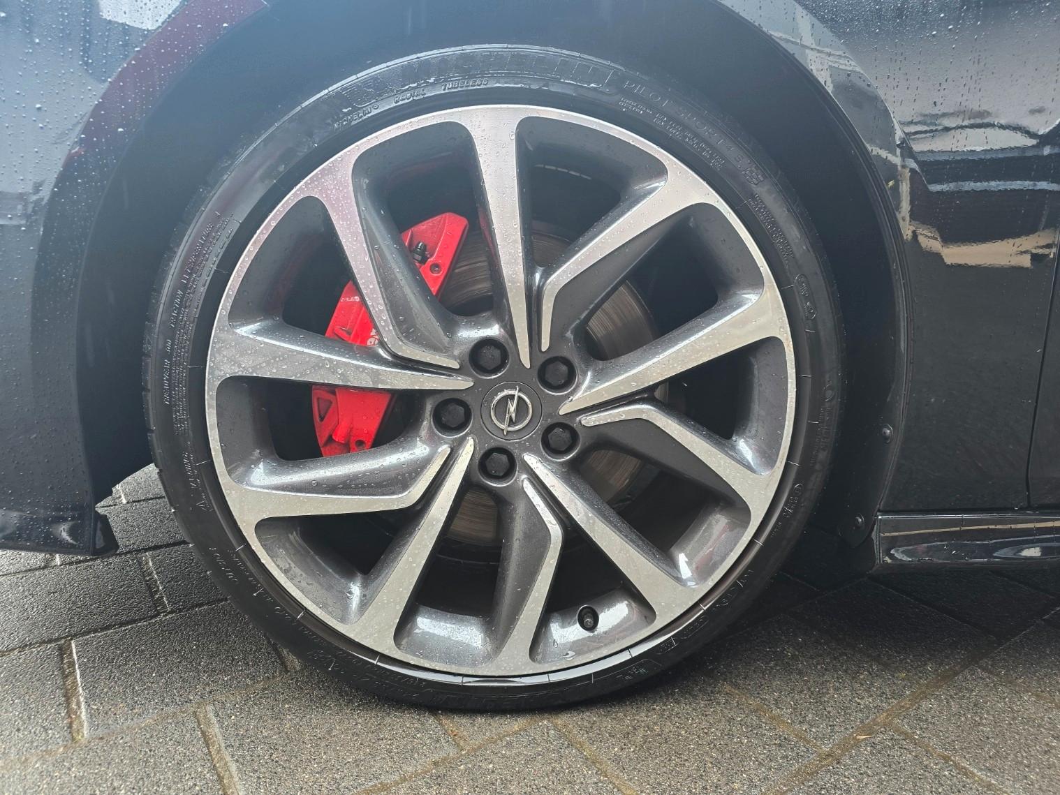 Opel Insignia B Sports Tourer GSi 4x4