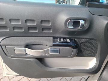 Citroën C3 Shine Pack PT110 EAT6 °LED°Navi°SHZ°RFK°PDC°