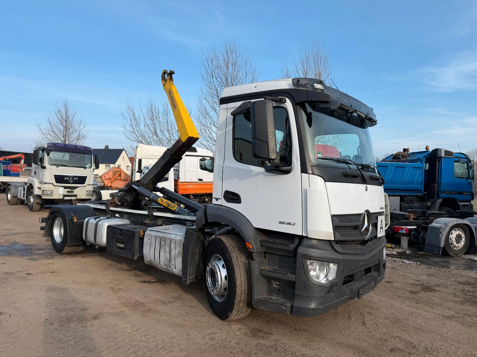 Mercedes-Benz Antos 1830*4X2*Palfinger T15.31*bis 7m Container