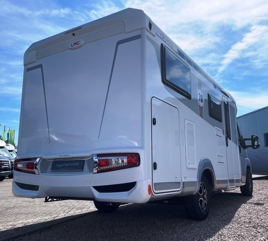 Fahrzeugabbildung LMC Cruiser V 643 70 Jahre Verfüg./Sparen Sie 6.476,