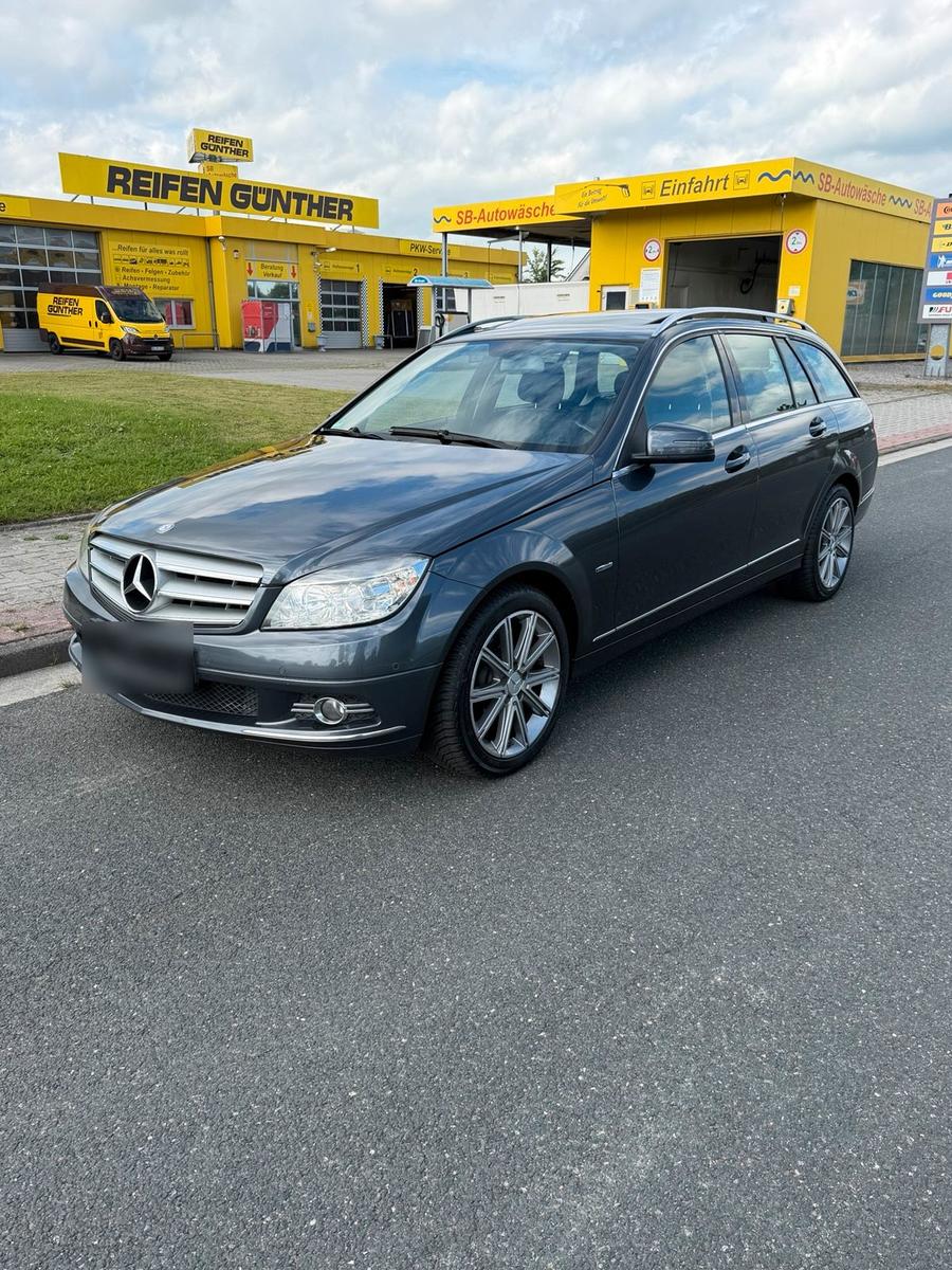 Mercedes-Benz C 220