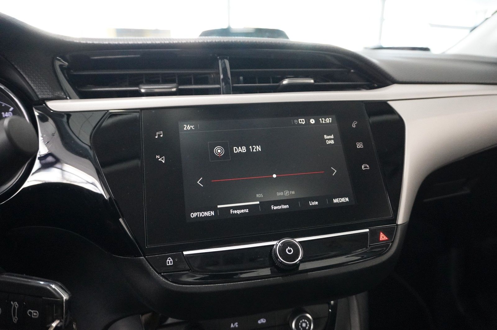 Fahrzeugabbildung Opel Corsa F 1.2 EDITION NAVI/KAMERA/TEMP./PDC/DAB+