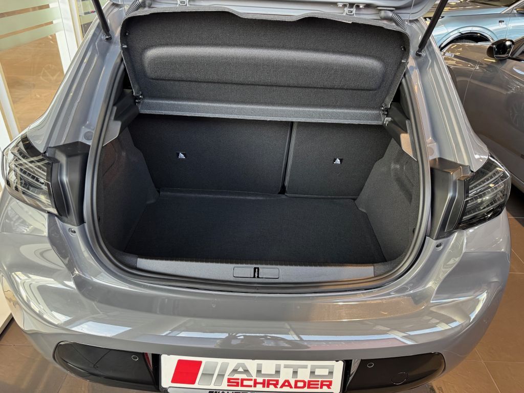 Peugeot 208 - Bild 8