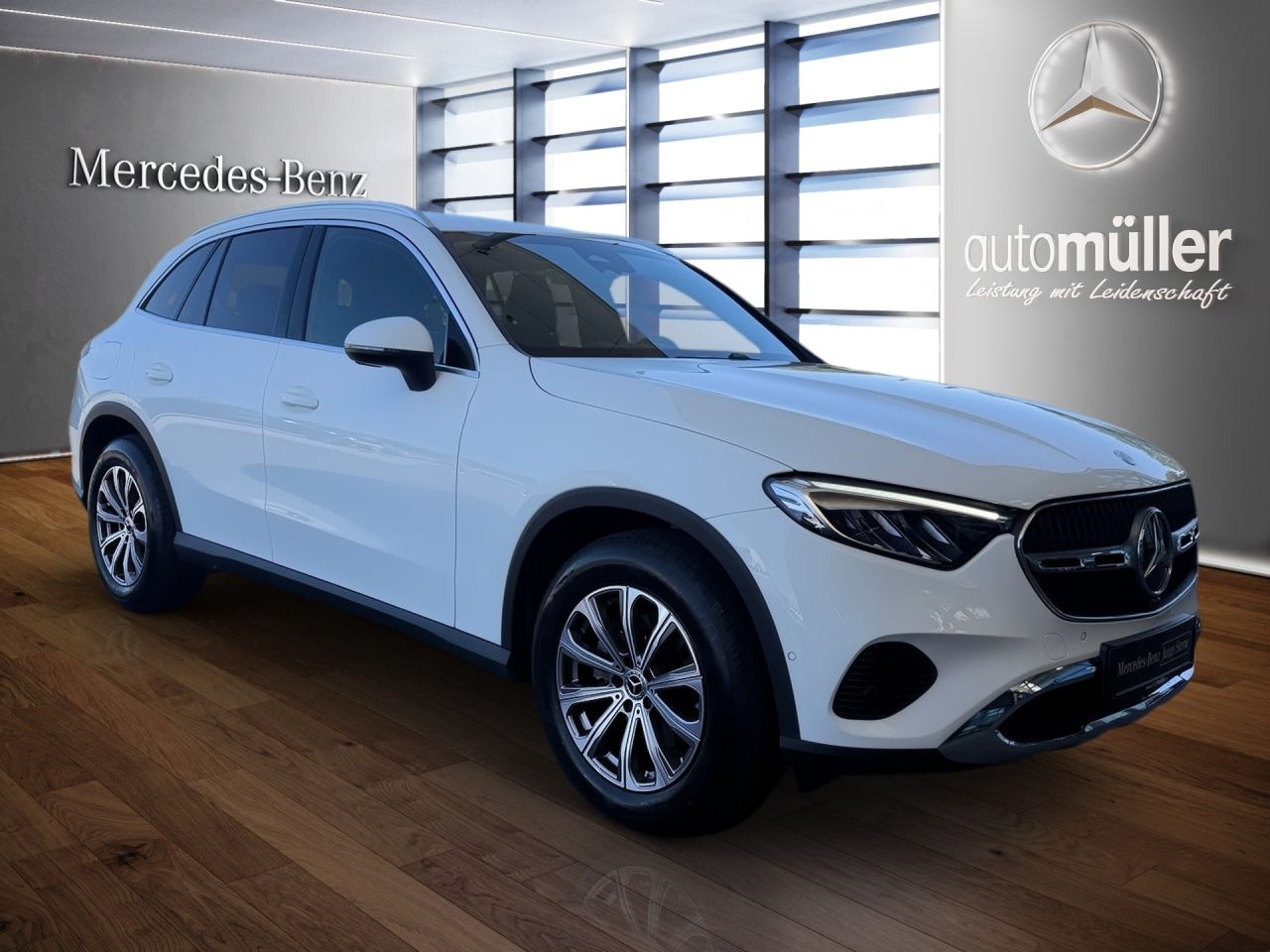 Fahrzeugabbildung Mercedes-Benz GLC 200 4M AVANTGARDE+AHK+FERNL.ASS+NAVI+LED+SHZ