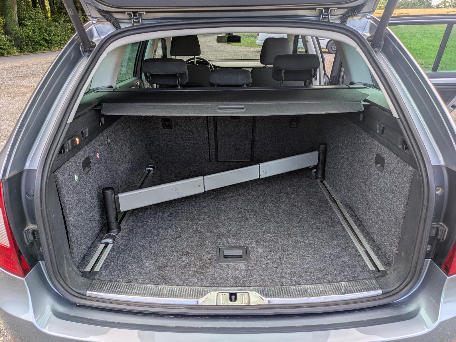 Skoda Superb 2011 — photo 7