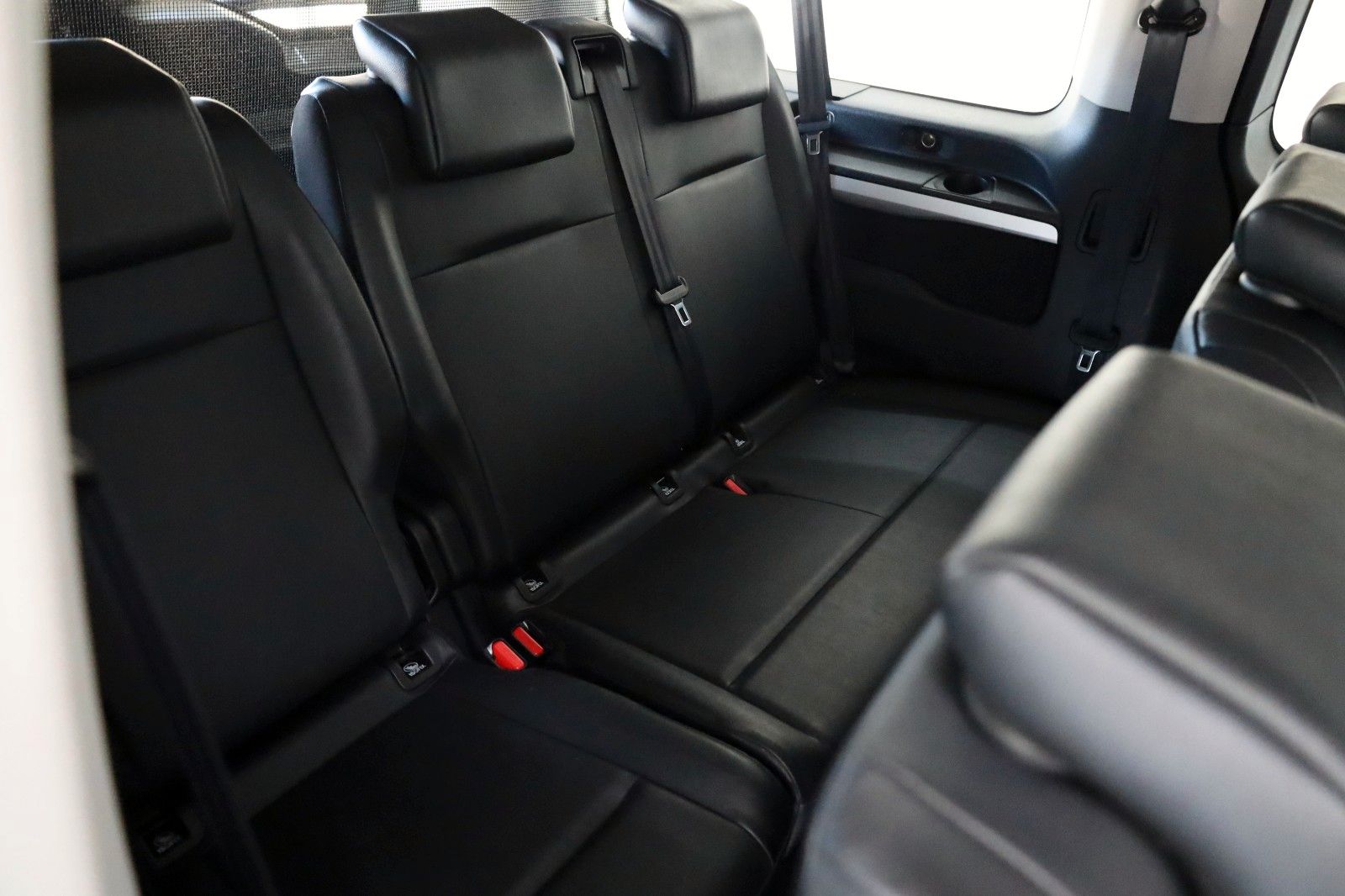 Fahrzeugabbildung Toyota Proace Verso Shuttle L2 Comfort 9 Si.,Leder,Navi