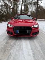 Audi A4 2.0 TFSI 140 ultra S tronic sport Avant sport - Audi A4: Rot