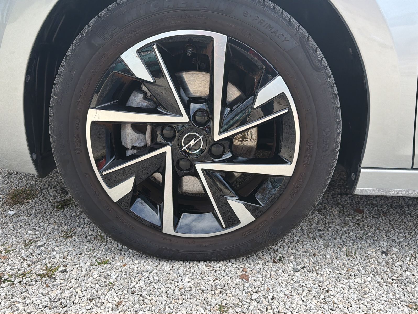 Fahrzeugabbildung Opel Corsa GS