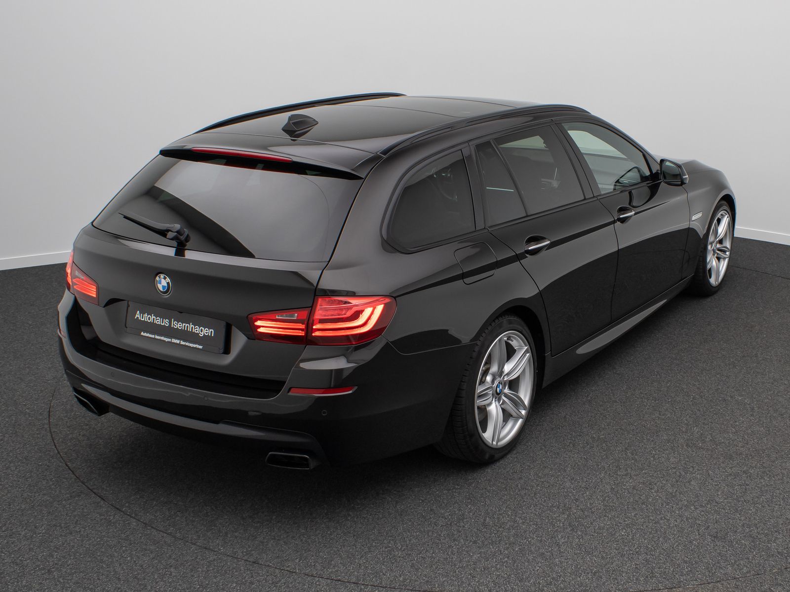 Fahrzeugabbildung BMW M550i 360°NightVis Fond-EntPro TV Panorama Voll
