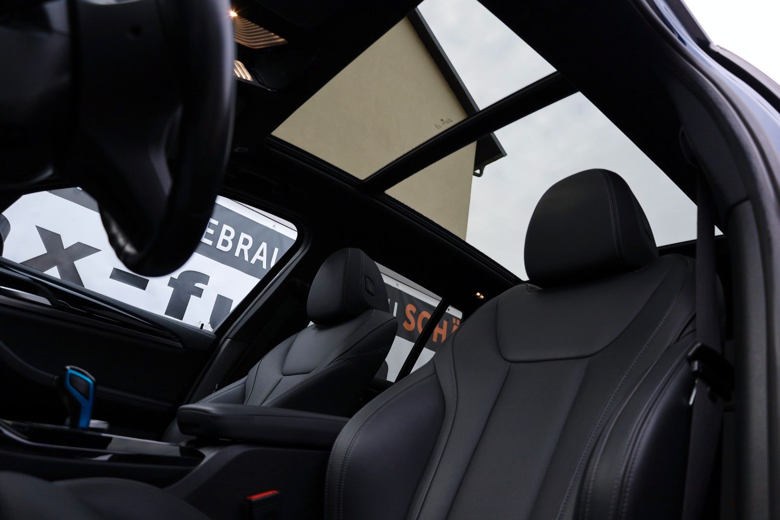 Fahrzeugabbildung BMW iX3 Inspiring,M Sport,Navi,SH,Kamera,ACC,Panoram