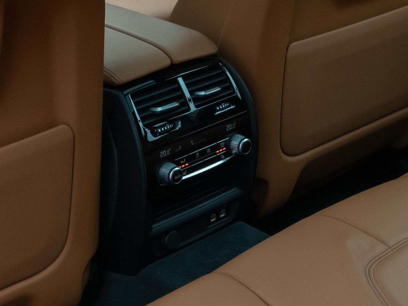 Fahrzeugabbildung BMW 530e M Sport Panorama Laser Kamera HUD DAB H/K