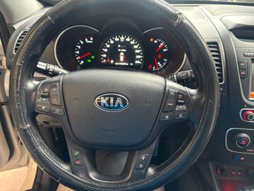 KIA Sorento - 10