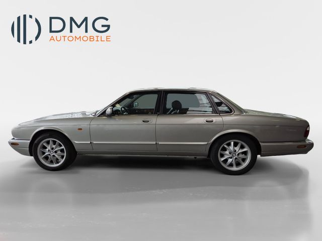 Jaguar XJ8 3.2 Executive