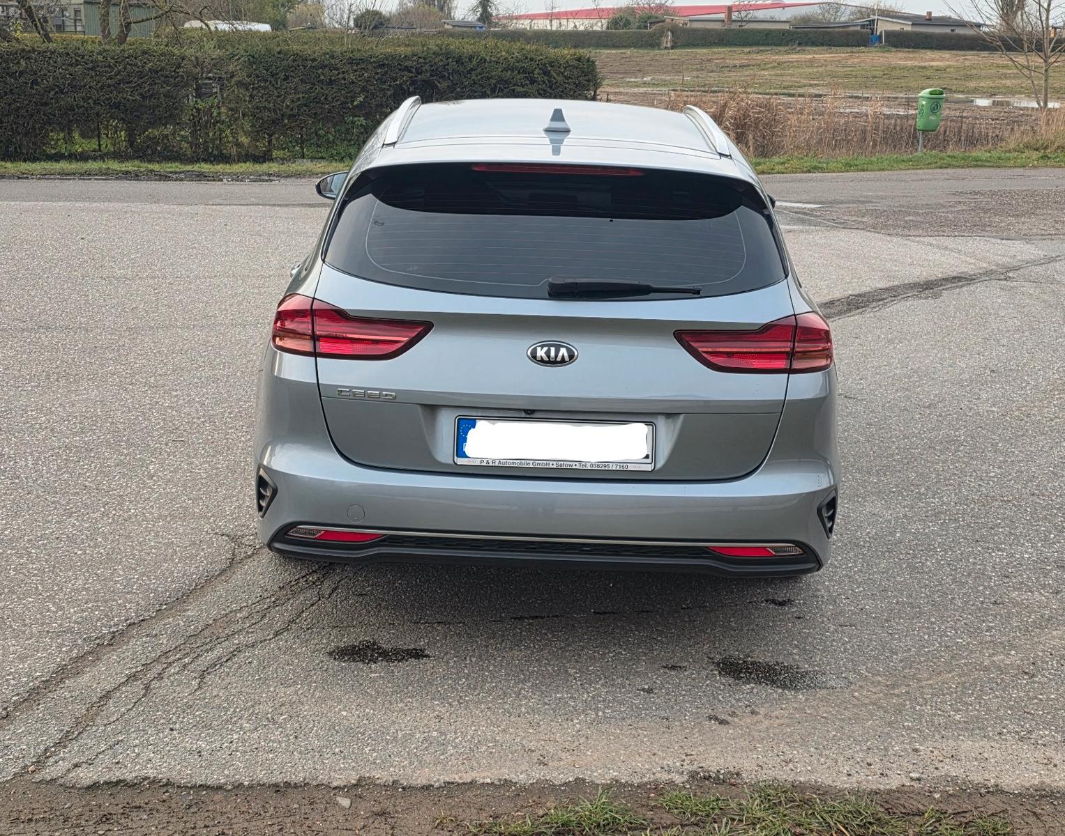 Kia cee'd Sportswagon 1.4 T-GDI Vision Sportswag...
