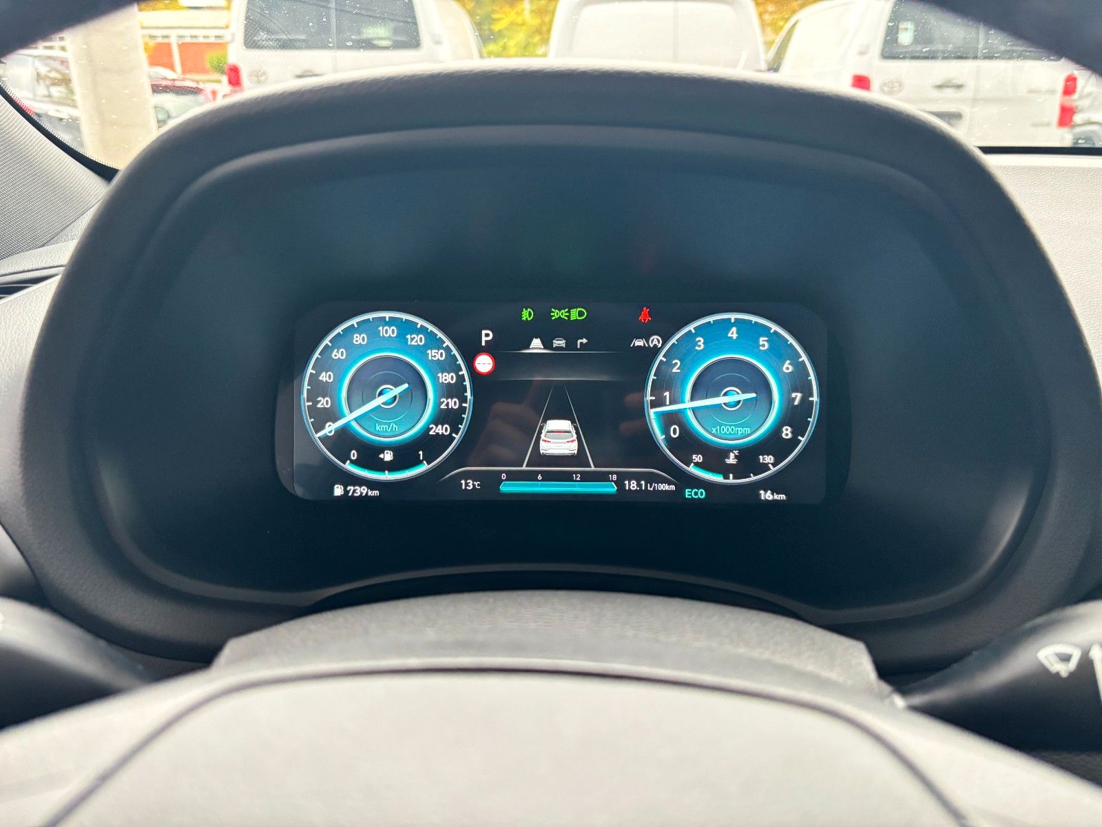 Fahrzeugabbildung Hyundai i30 AVANTAGE DCT 140PS Navi/SHZ/Kamera!