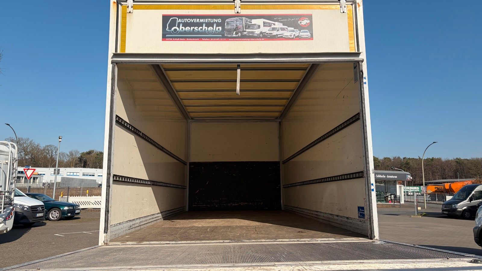 Fahrzeugabbildung Mercedes-Benz Atego 818 L