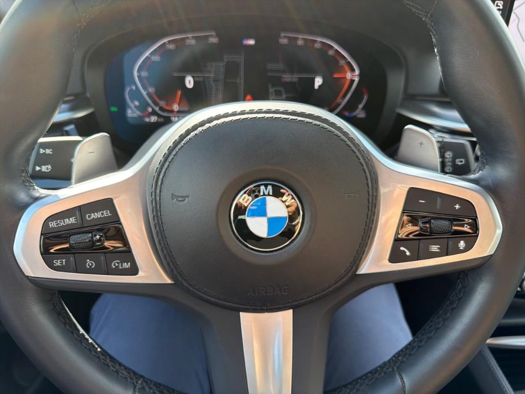 BMW 530 d xDrive M Sport Touring M Sport Sportpaket 