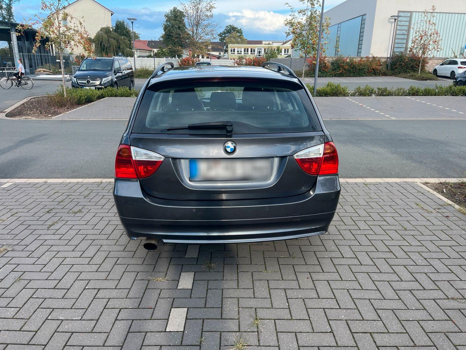 BMW 318 2006 — photo 6
