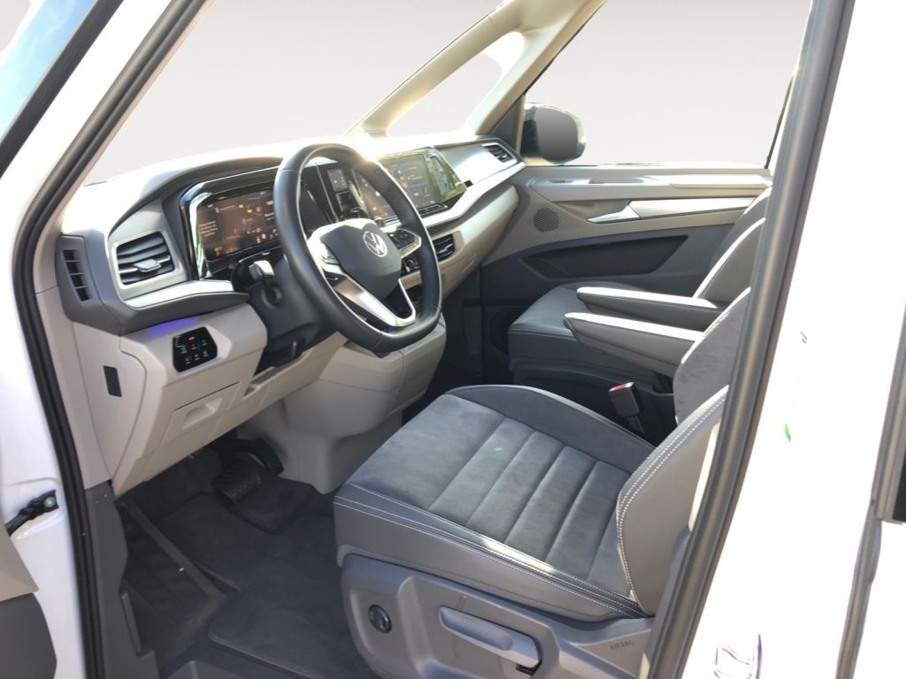 Fahrzeugabbildung Volkswagen T7 Multivan 2,0 TDI LÜ Life Edition IQ.Light