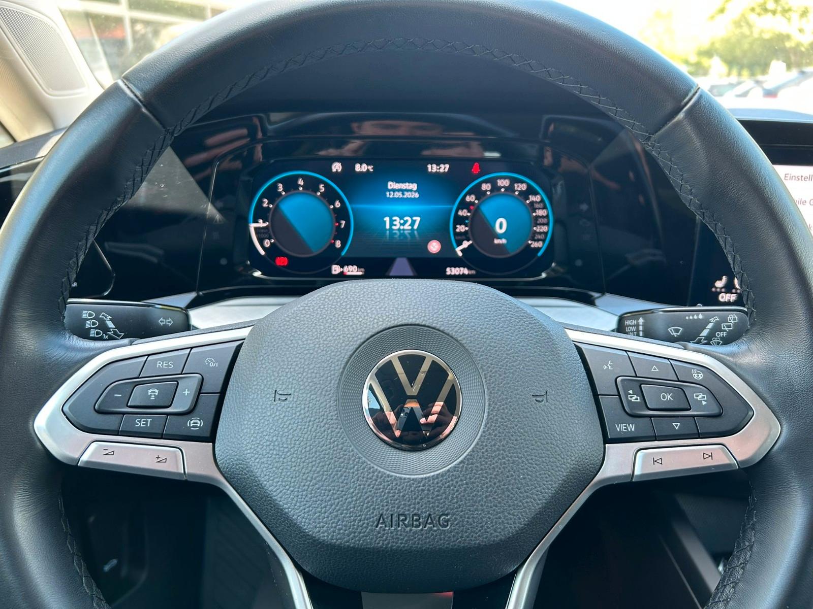 Volkswagen Golf VIII Lim. Life *NAVI*RFK*SHZ*LHZ*, миниатюра 7