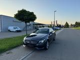 Mercedes-Benz Lim. C 180 CGI/AHK/WENIG KM/ TEMPOMAT/EURO6/LED - Mercedes-Benz C 180 mit Benzin-Antrieb: Limousine, Automatik, 1.6