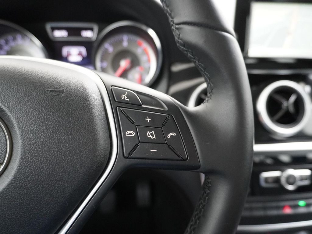 Mercedes-Benz CLA 180 CDI Ambition navi