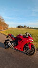 Ducati Supersport 950S - Ducati SuperSport 950 S